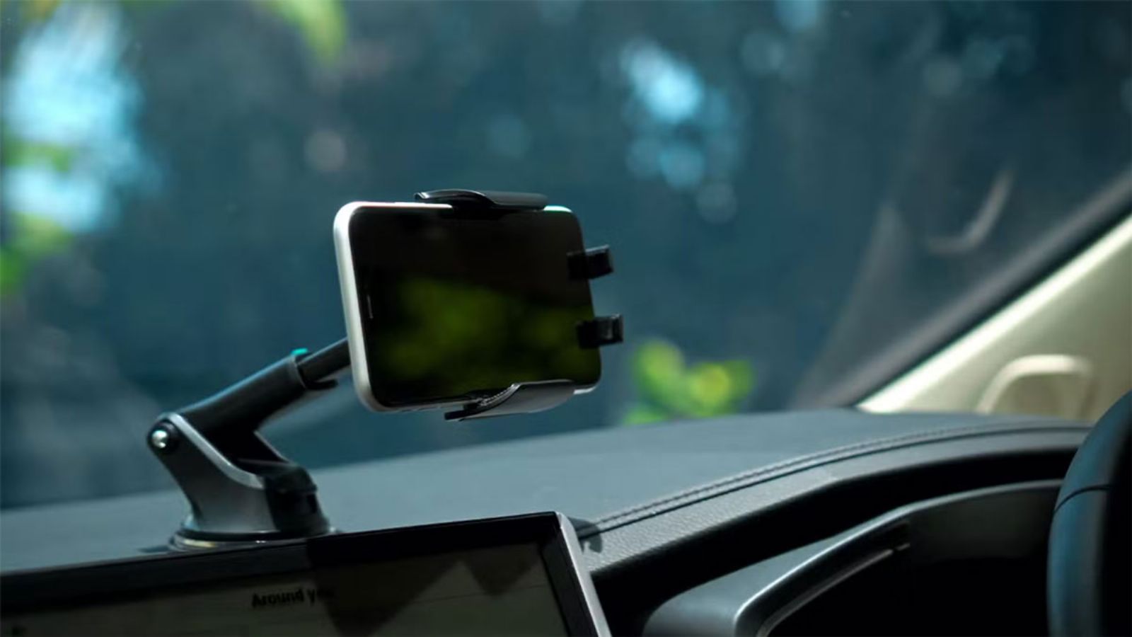 Πώς να φτιάξεις dashcam χωρίς καλώδια… με μόλις 15 ευρώ